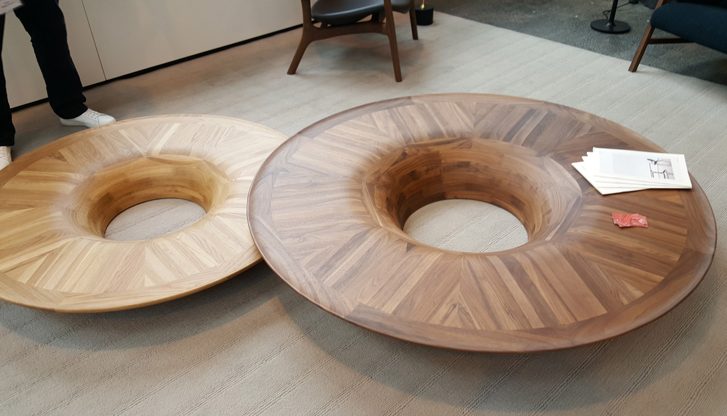 Ultra-low wood table by Sollos -